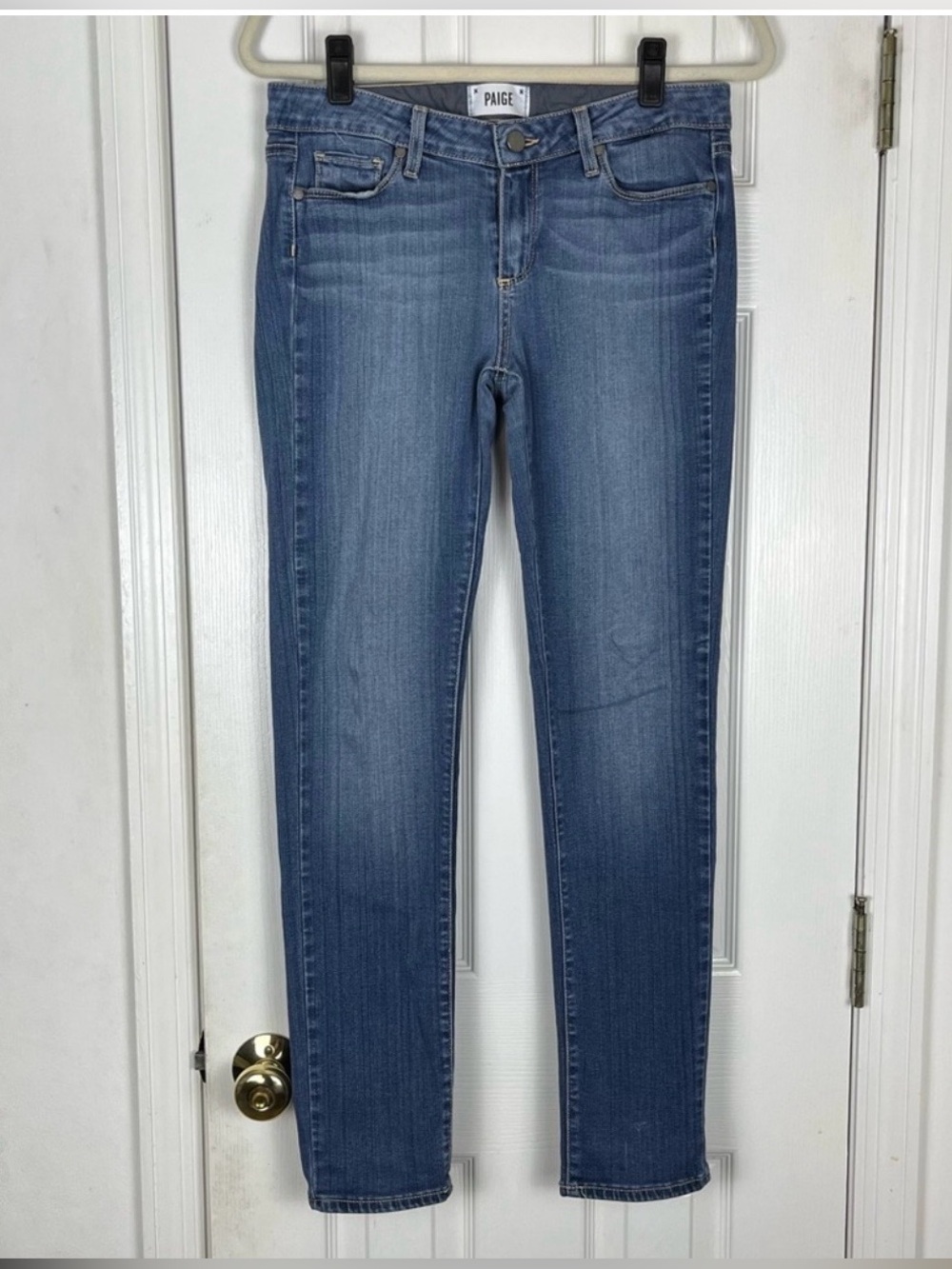PAIGE Women's Skyline Skinny Jeans in Easton wash, like new. 29.